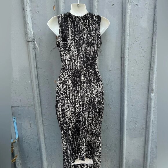 Sportmax Black & White abstract Sleeveless midi dress, BNWT, size  6 - Picture 8 of 12